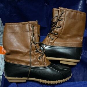 Sporto Brown and Black Duck Boots